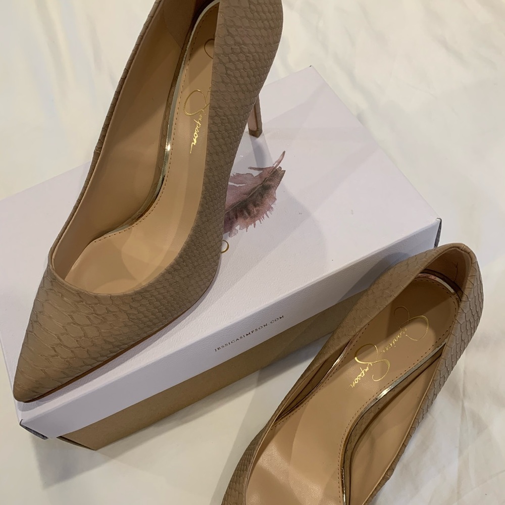 Jessica Simpson Carpena Pump Beige Heels